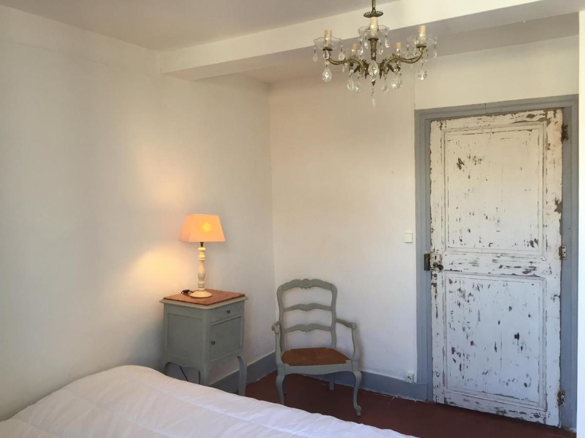 Le Petit Relais Du Canal Trebes Exterior photo