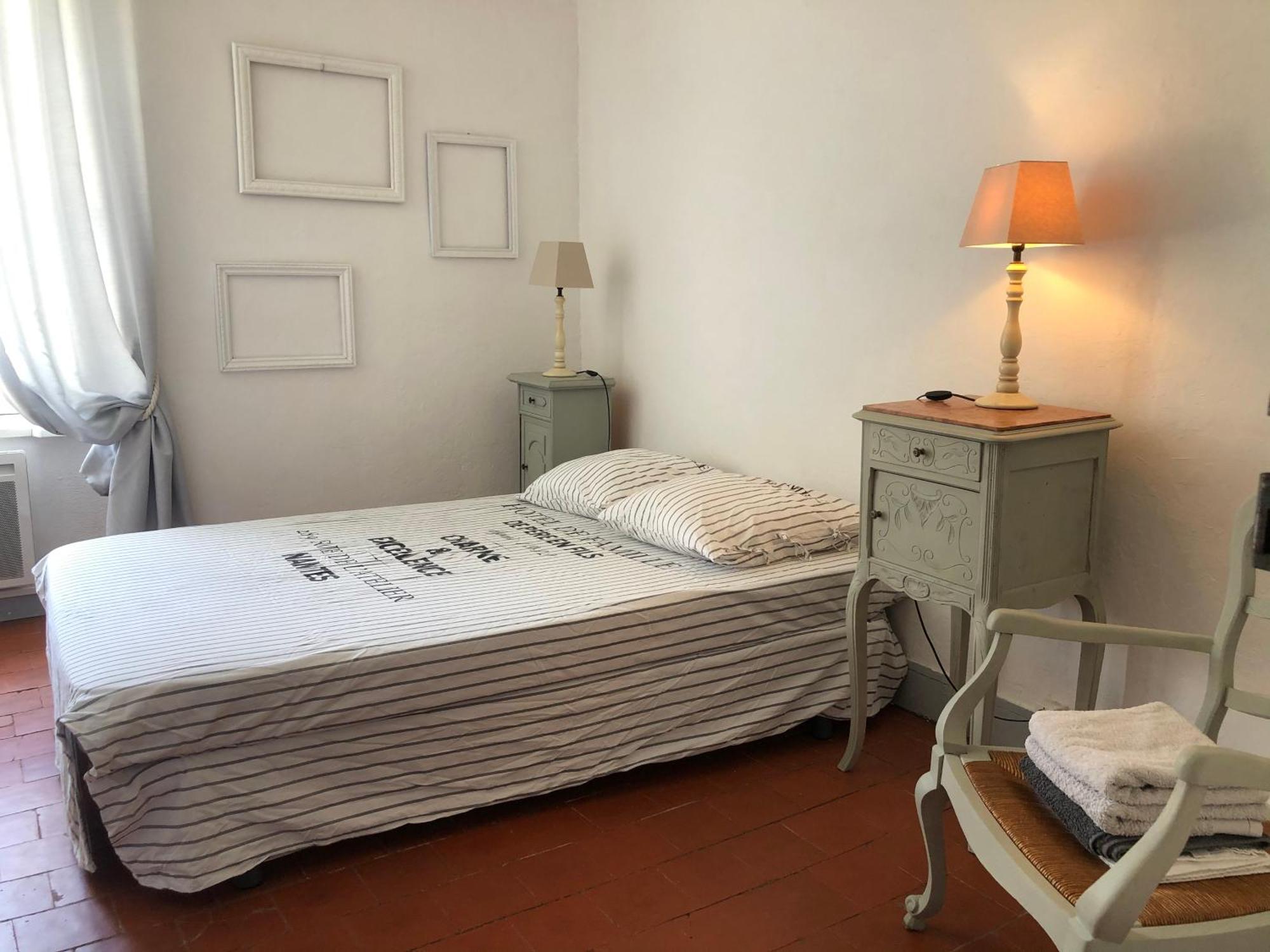 Le Petit Relais Du Canal Trebes Exterior photo